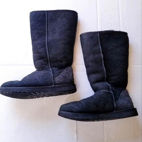 🌸 UGG | Classic Tall II Suede Sherpa lined Boots, size 6, Black - Picture 3 of 12